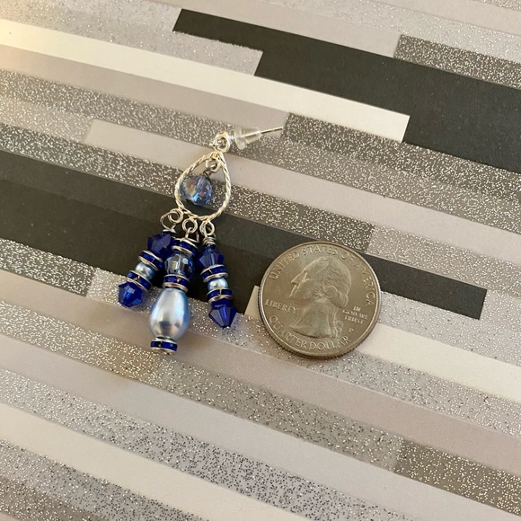 Artisan earrings 🖤 - Picture 4 of 4